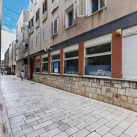 Karla's Exclusive Διαμέρισμα Ζαντάρ