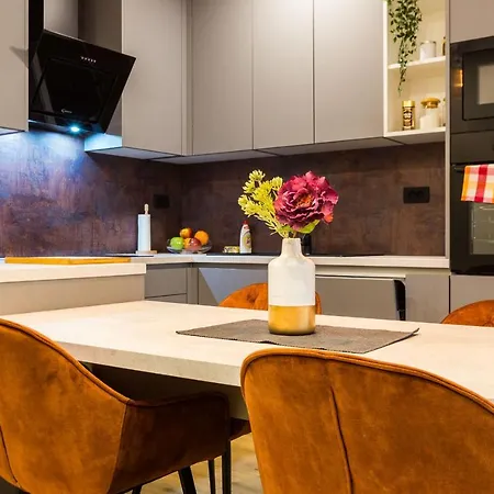 Karla's Exclusive Apartment *